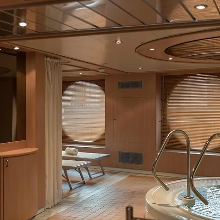 Ms Select Bellejour - Botel 4*